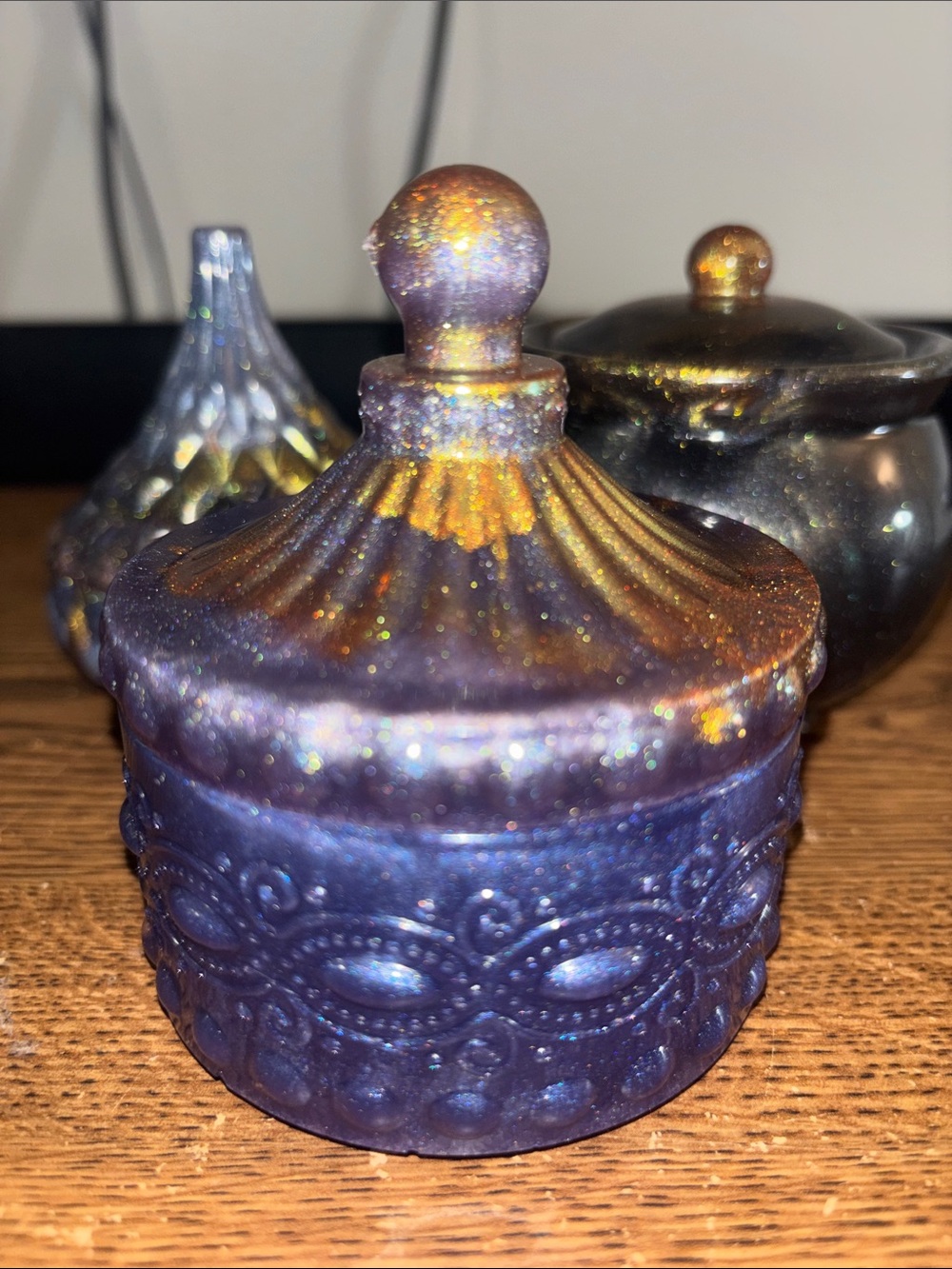 JAI’S DESIGNS Handcrafted Doodad Pots with lid- Set of 3 - Picture 4 of 14